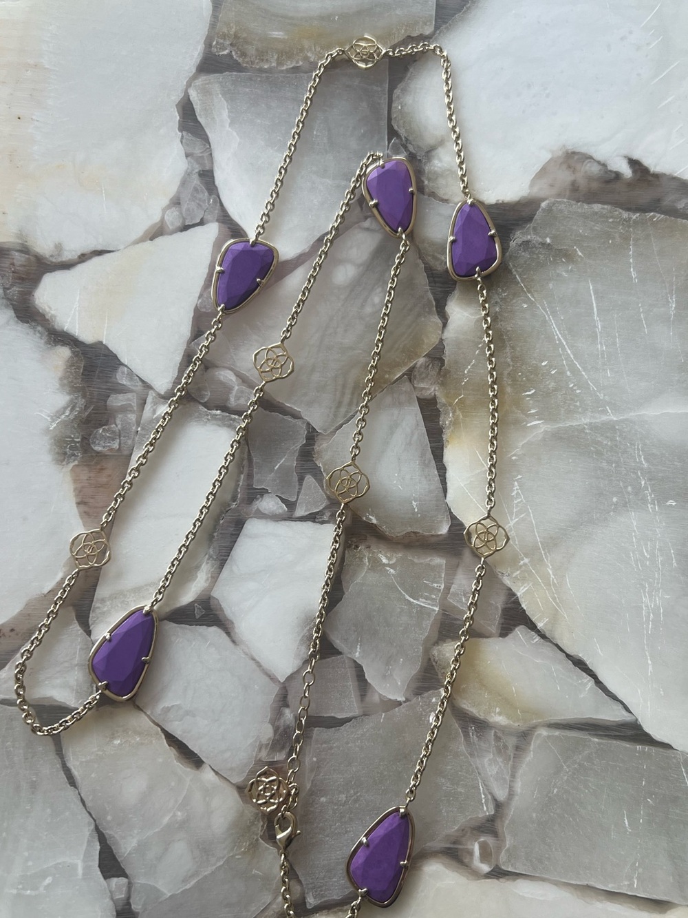 Kendra Scott neon violet kinley